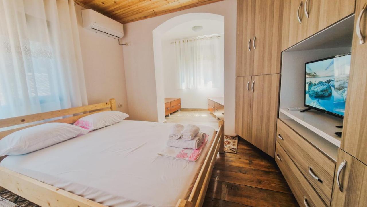 Guesthouse Kroi City Center Берат Екстер'єр фото