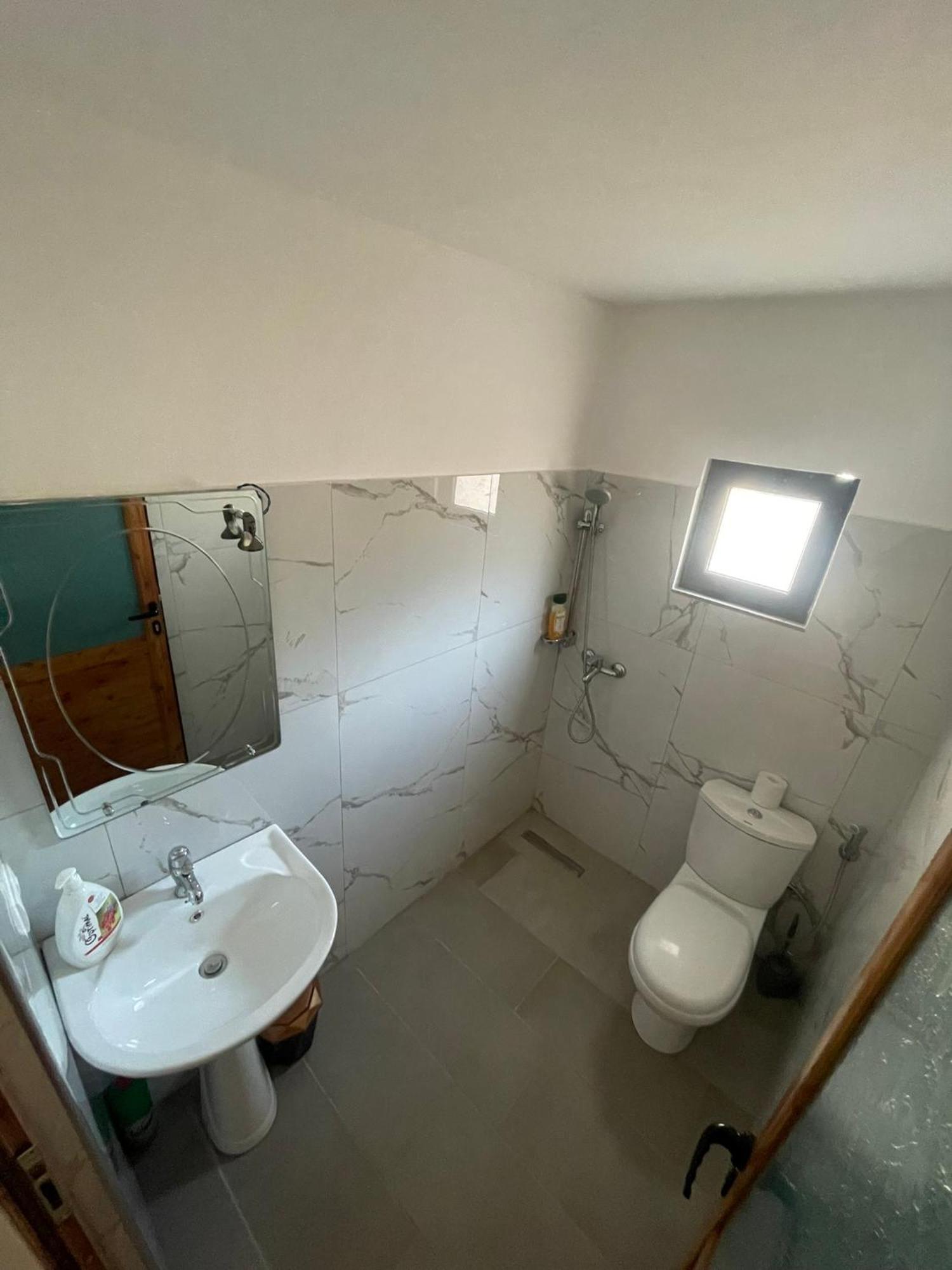 Guesthouse Kroi City Center Берат Екстер'єр фото